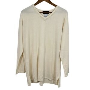 Vintage Sag Harbor Cream V Neck Long Sleeve Beaded Embellished Sweater Granny